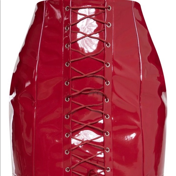 Burgundy Vinyl  Lace up Skirt - Picture 4 of 4